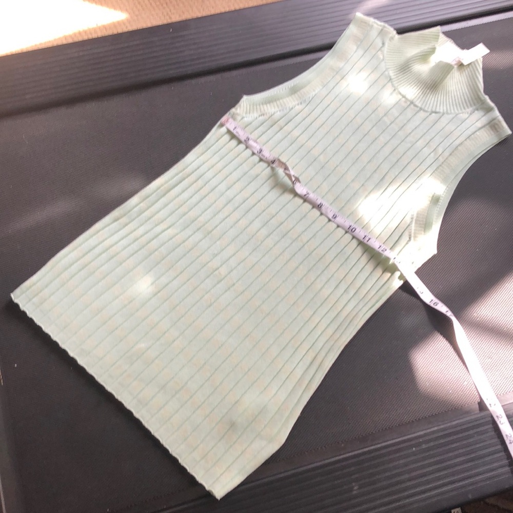 Club Monaco (M) Geo Mix variegated sleeveless
